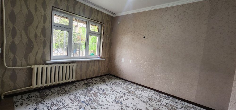 Юнусабад -18 2х комнатная квартира ПУСТАЯ