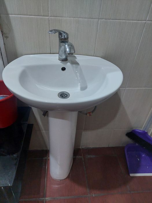 Продам раковину б/у