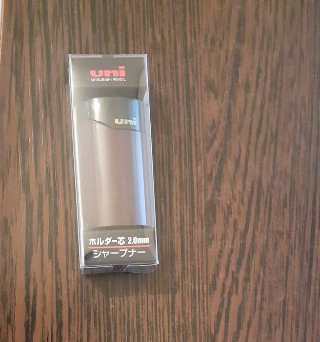 Ascutitoare Uni Mitsubishi creion mecanic 2mm leadholder