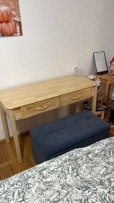 продам стол низ из дерева .верх из лдсп.