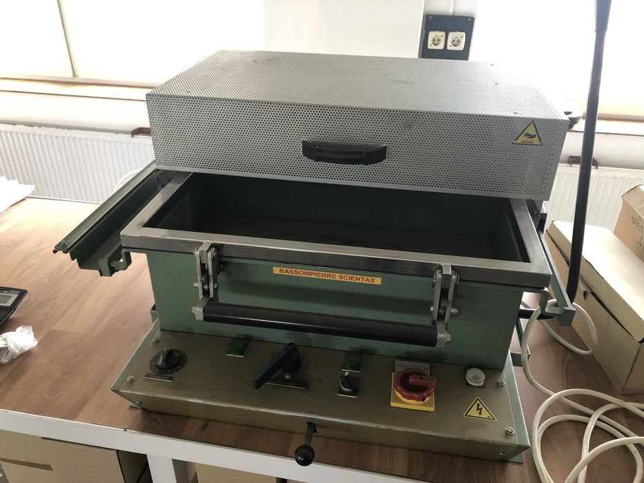 Vand masina termoformare Scientax TF6030