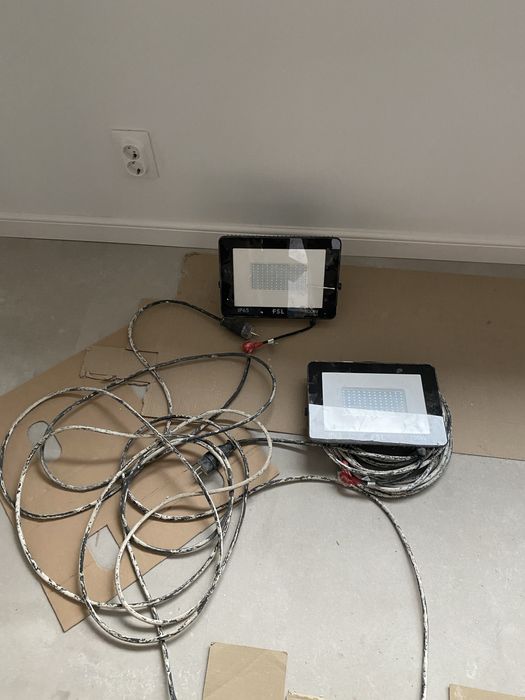 Proiector Led Fsl 100W Lumina Rece Ip65