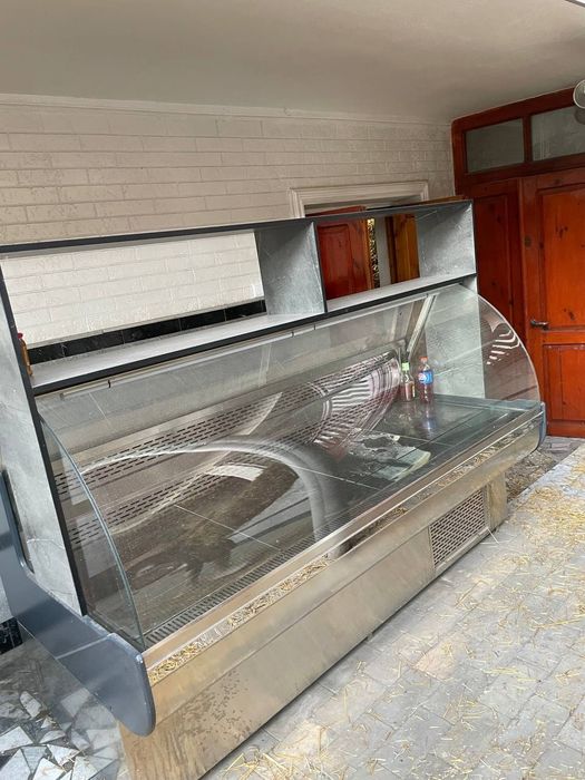 Marazilka Vitrina nerjavika 2 metrli