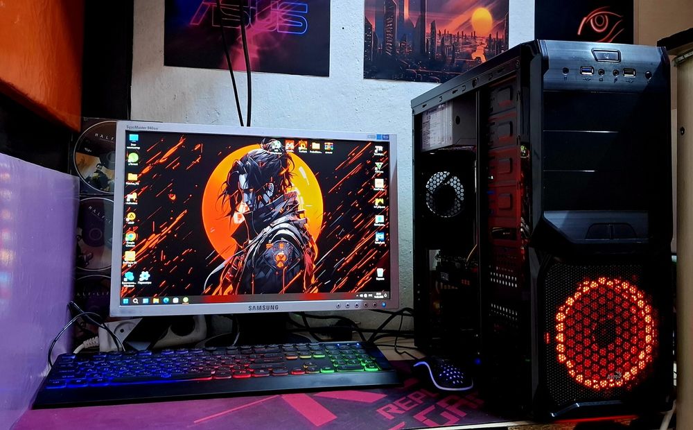 Продам компьютер в полном комплекте