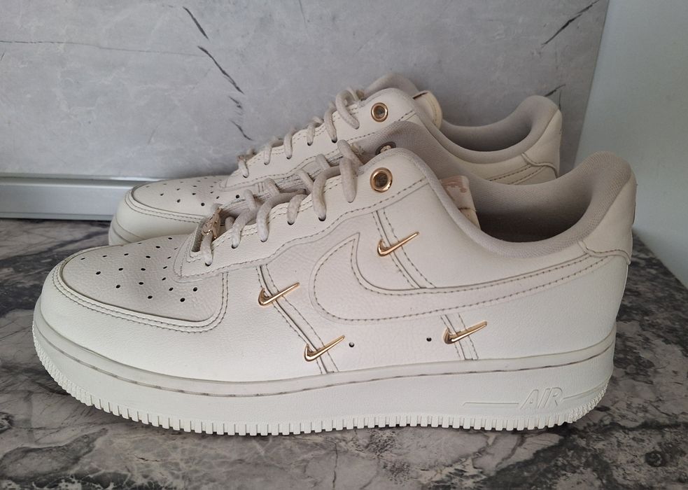 Nike wmns air force 1 оригинални 39 номер