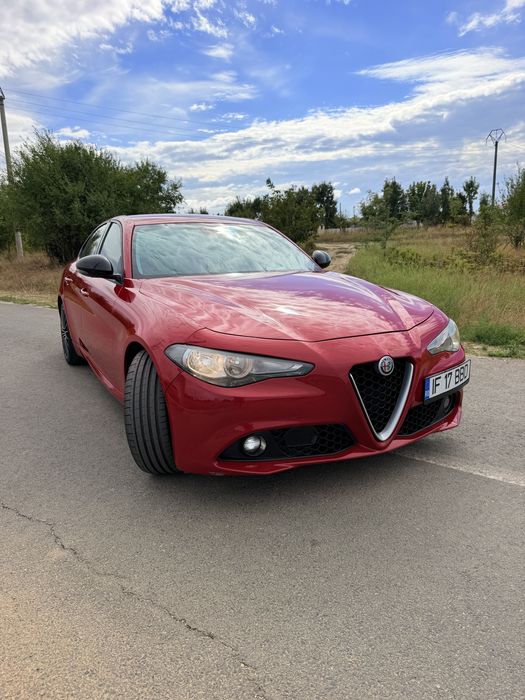 ALFA ROMEO Giulia 2018 — imagine 2
