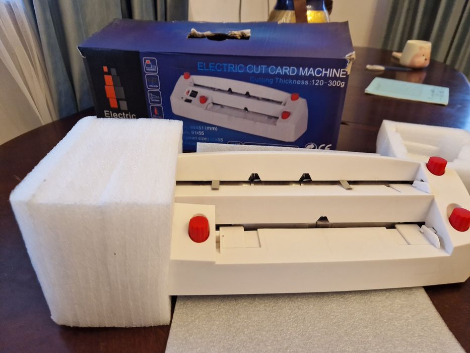 Электрический резак для визиток SK316 | Почти новый | 15 000 ₸