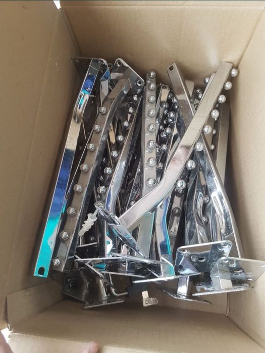 кронштейн к стене