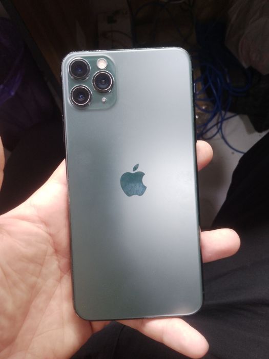 Iphone 11 pro max 185 $