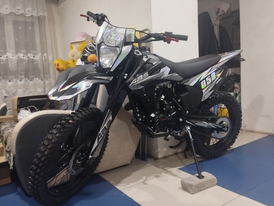 Мотоцикл  эндуро