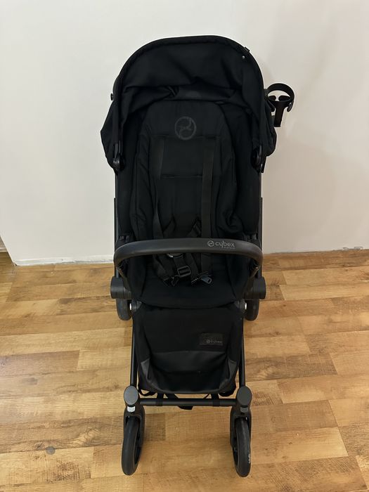 Срочно коляска cybex в отличном состояний