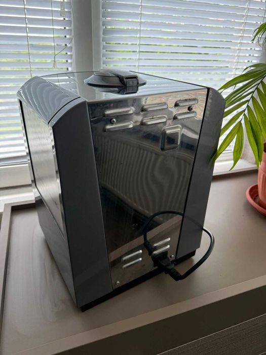Lavazza BLUE B 1000 с капсули – отлично състояние, пълен комплект