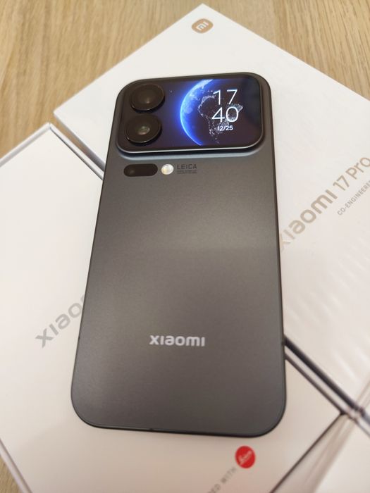 Продавам Xiaomi 17 Pro – 12GB RAM / 256GB ROM