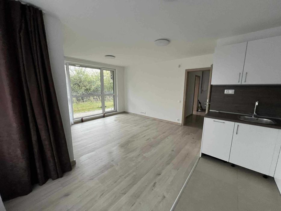 Двустаен имот в кв.Овча купел