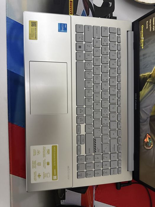 Noutbook с гарантией !