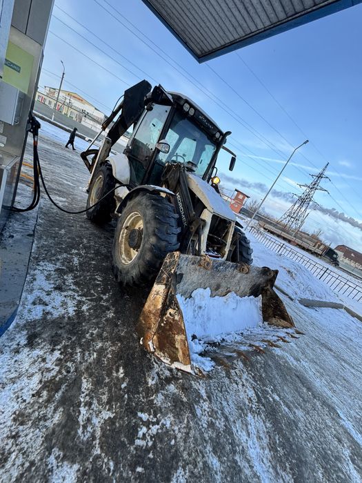 Уборка снега погрузчик