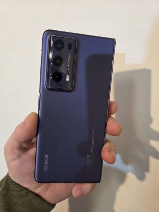 Vând Honor Magic V2 512gb