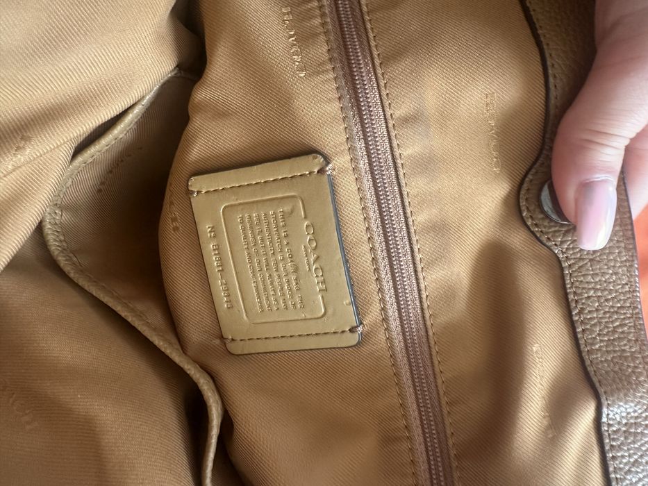 Кожена чанта Coach