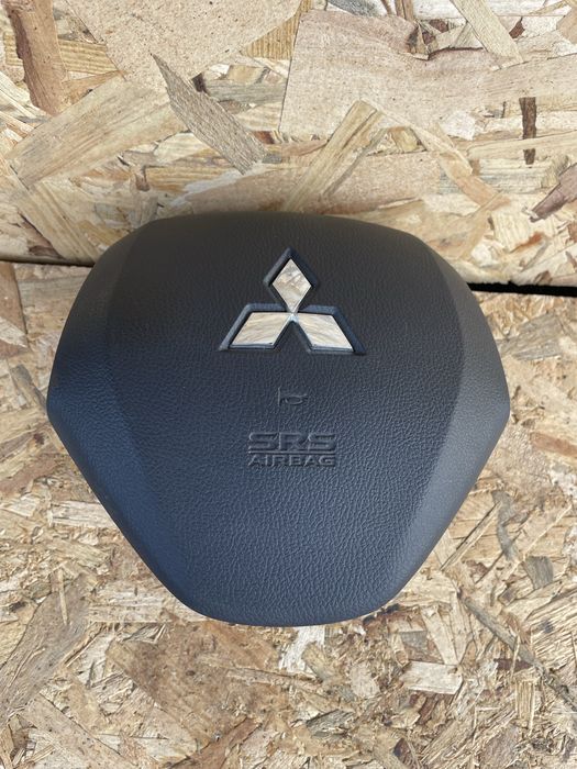 Airbag Mitsubishi Outlander 2018год.