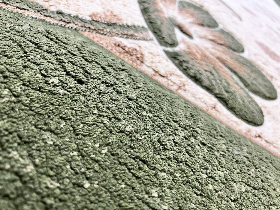 Шерстяной ковер