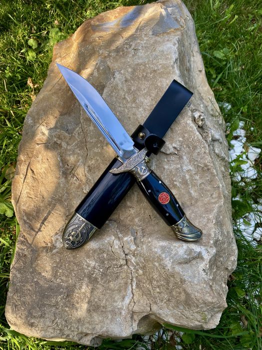 Cutit de supravietuire/vânătoare Rusesc