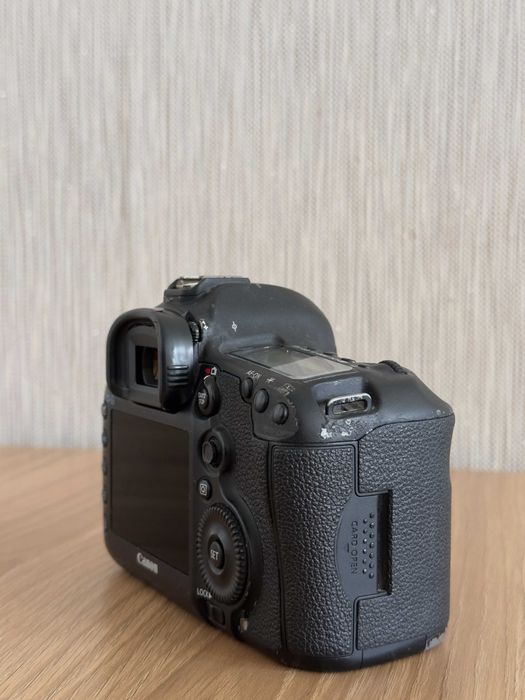 Canon EOS 5D Mark III