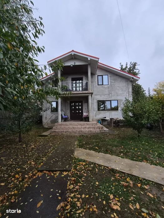Vila cu 4 camere mobilata in Prajesti Bacau