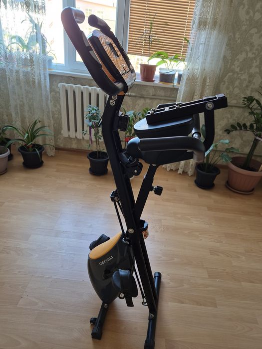 Тренажер велосипед Genau