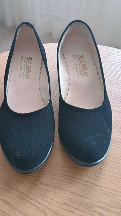 Дамски обувки велур