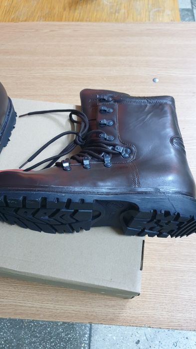 Bocanci militari noi