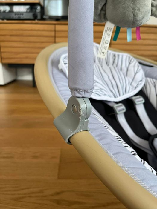 Kinderkraft Lumi Електрическа люлка за бебета