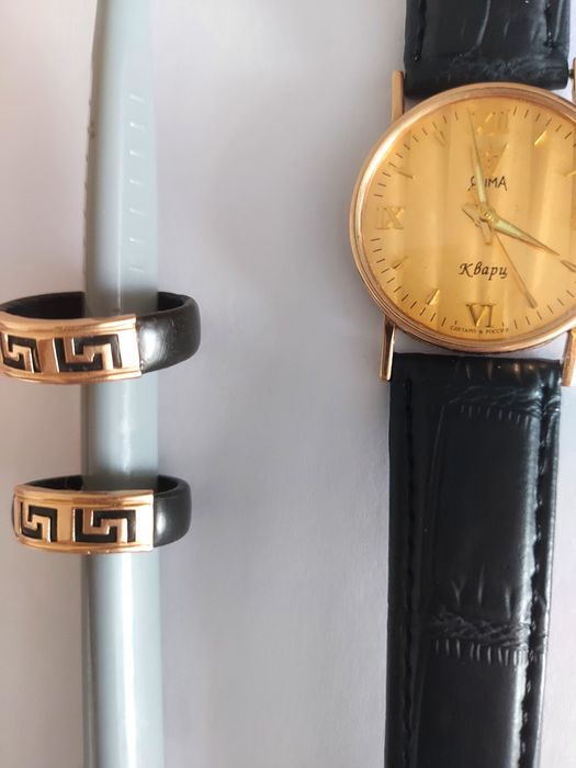 Золотые часы  Яшма