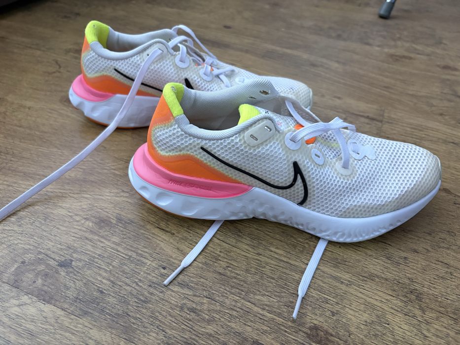 Маратонки на Nike оригинални