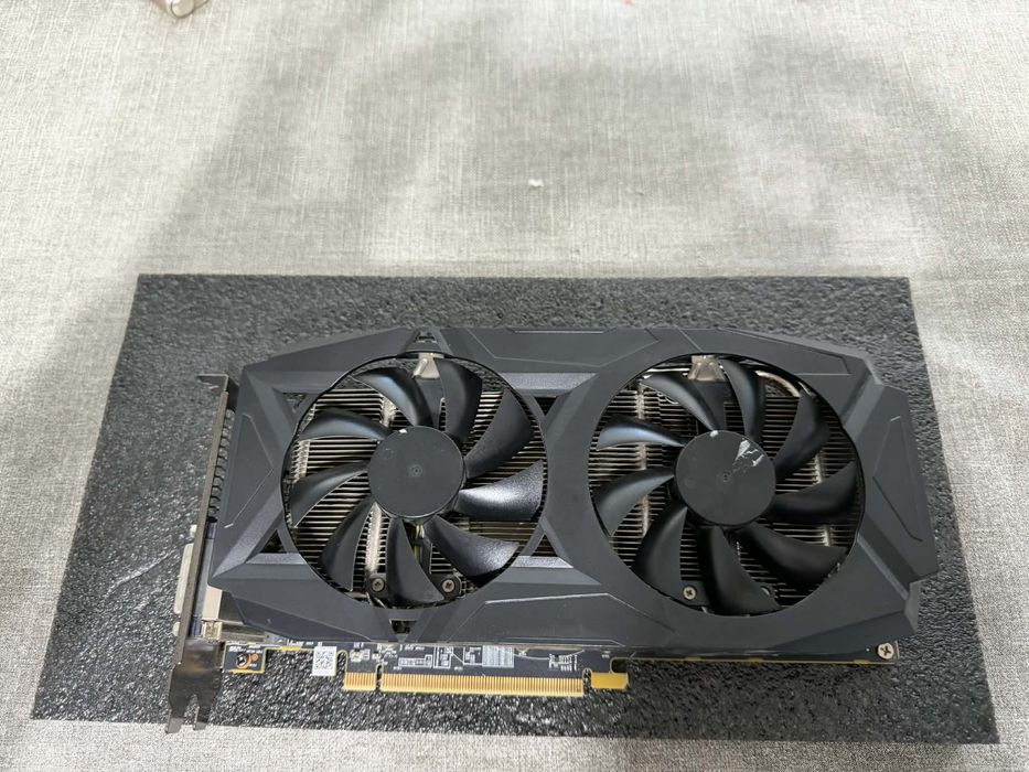 Видео карта AMD RX 580 4GB