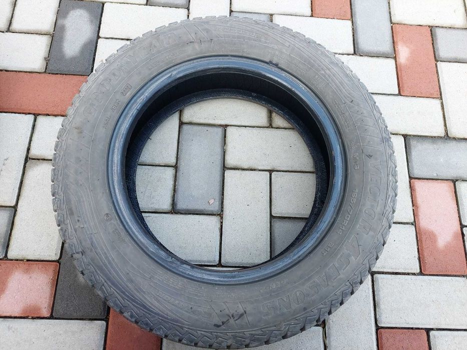 Set anvelope Allseason Goodyear Vector 4Season G2 165/70R14 81T