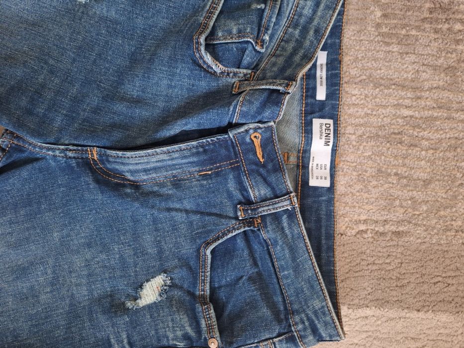 Blugi in stare bună