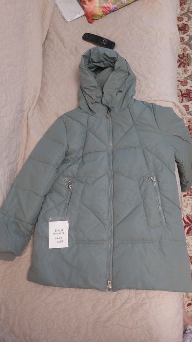 Продам новую куртку