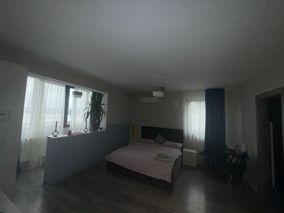 inchiriez garsoniera regim