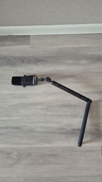 Продаа микрофон am8 и стойку fifine bm88