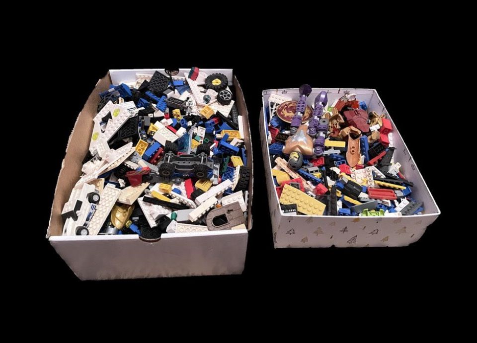 4   kg   piese    lego