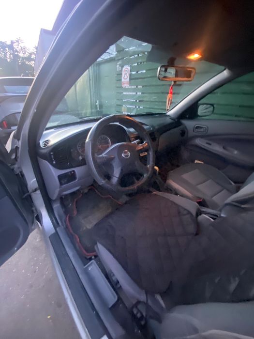 Vand Nissan Almera