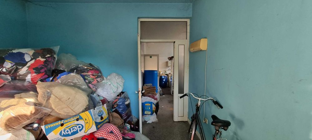 Продава се Промишлена сграда в с. Ломци, Област Търговище - 75 кв.м за 1700 €/кв.м - Снимка #1