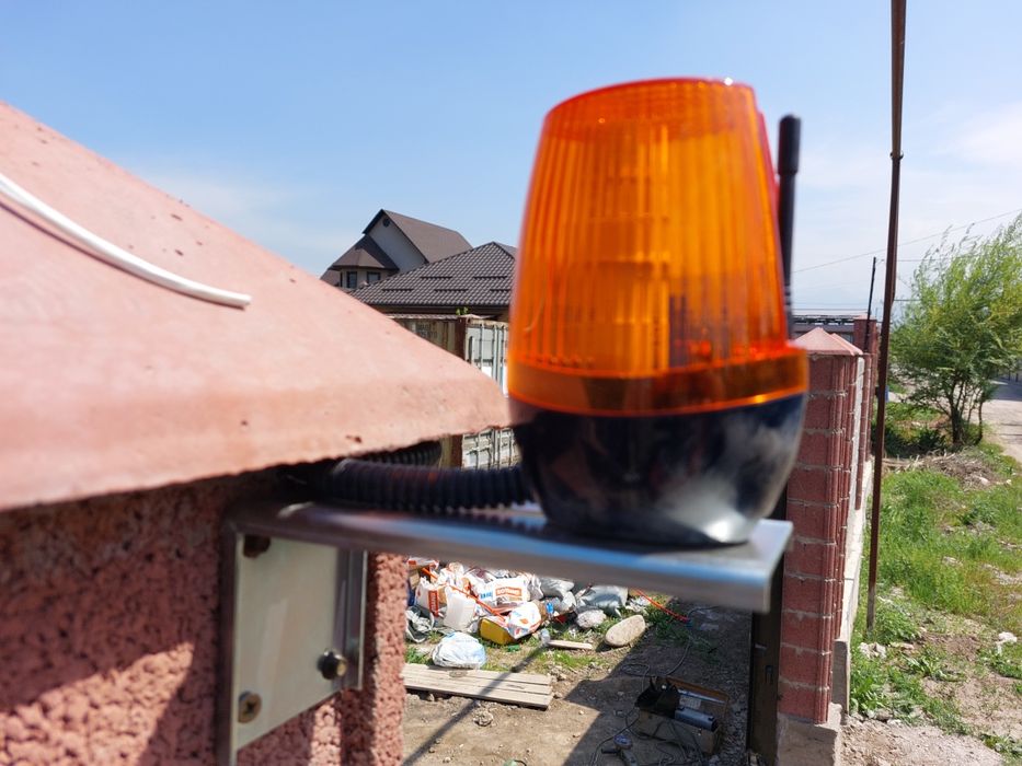 Лампа для  автоматических ворот