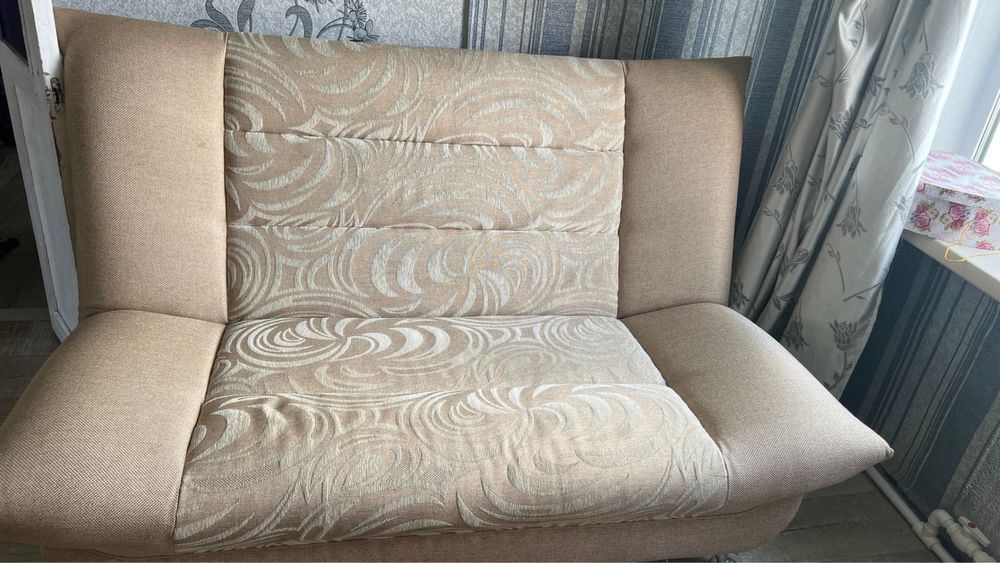 Продам уголок отдыха 3+2+1, 90000 торг