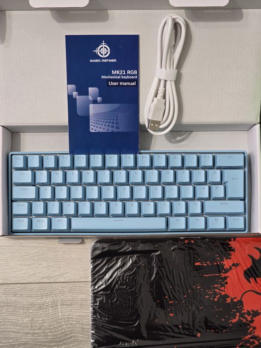 Set Gaming RGB: Tastatură mecanică 60% + Mouse RGB + Mouse Pad