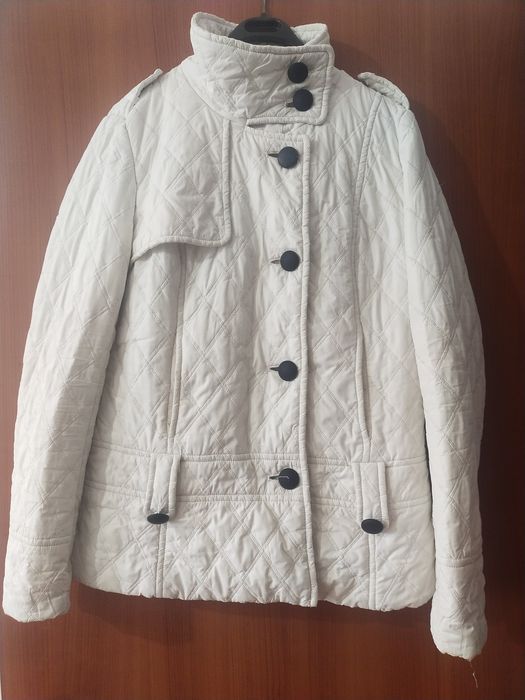 Продам женский куртка