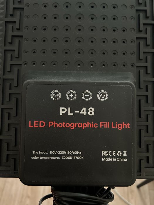 ПРОДАМ 2 - LED Photographic Fill Light PL-48