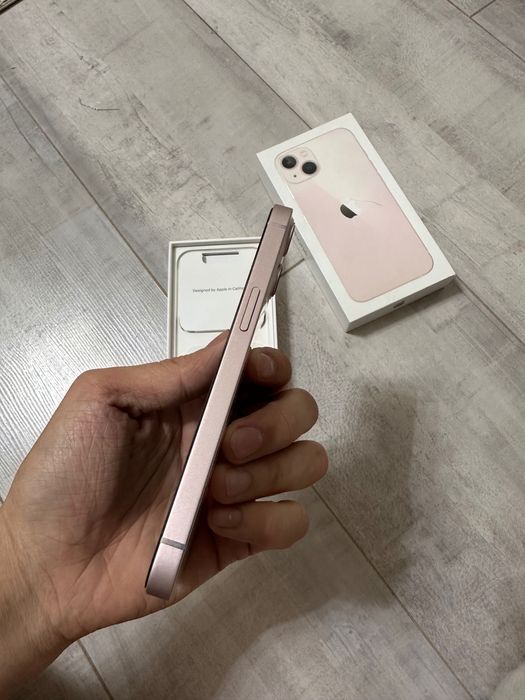Продам iPhone 13 айфон 13
