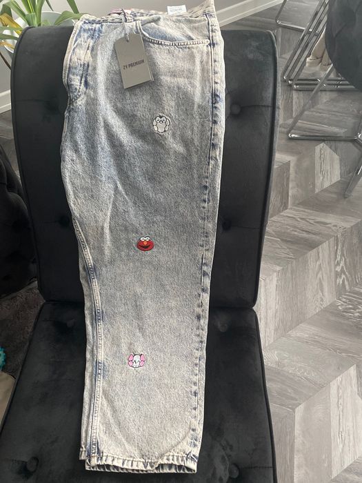 Мъжки дънки,Нови