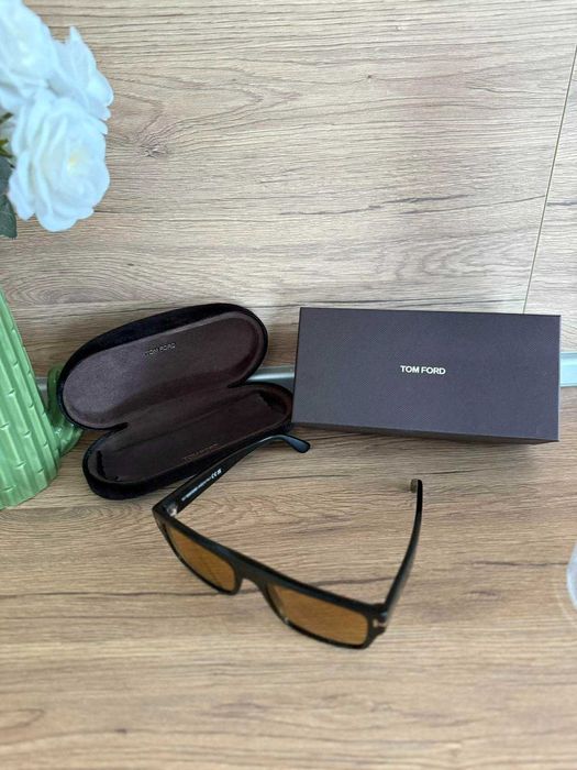 Слънчеви очила Tom Ford